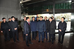 省委書記王儒林在古城乳業調研